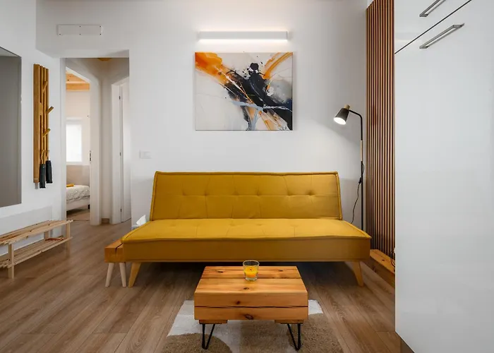 아파트 Premium Mida 브르사르